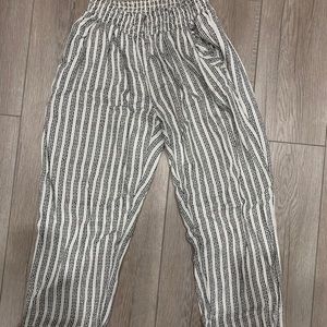 Aerie Black and White Ankle Pants one size
